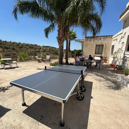 Apartmanhotel La Rosa Chiaramonte Gulfi